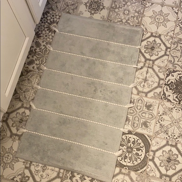 (2) Organic Tassel Stripe Bath Mats From West Elm - Picture 11 of 12